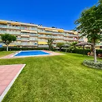 Vivalidays Elia - Fenals - Lloret de Mar