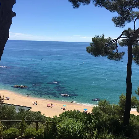 Vivalidays Elia - Fenals - * Lloret de Mar