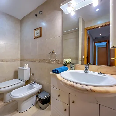 Vivalidays Elia - Fenals - Apartament Lloret de Mar